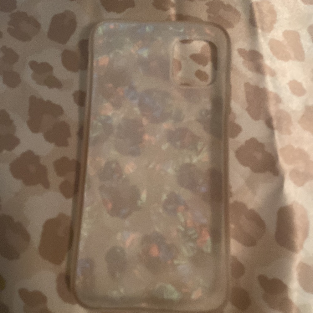 Iphone 11 case - Picture 2 of 2